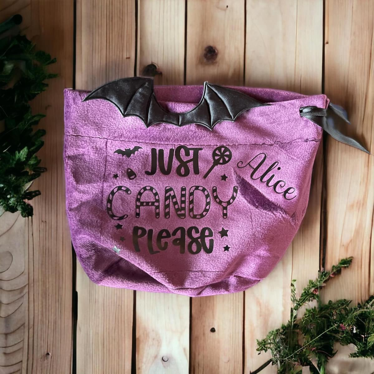 Halloween Treat Bags - Personalised with name of choice